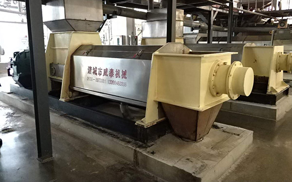 玉米胚芽、纖維擠干脫水作業(yè)現(xiàn)場(chǎng)